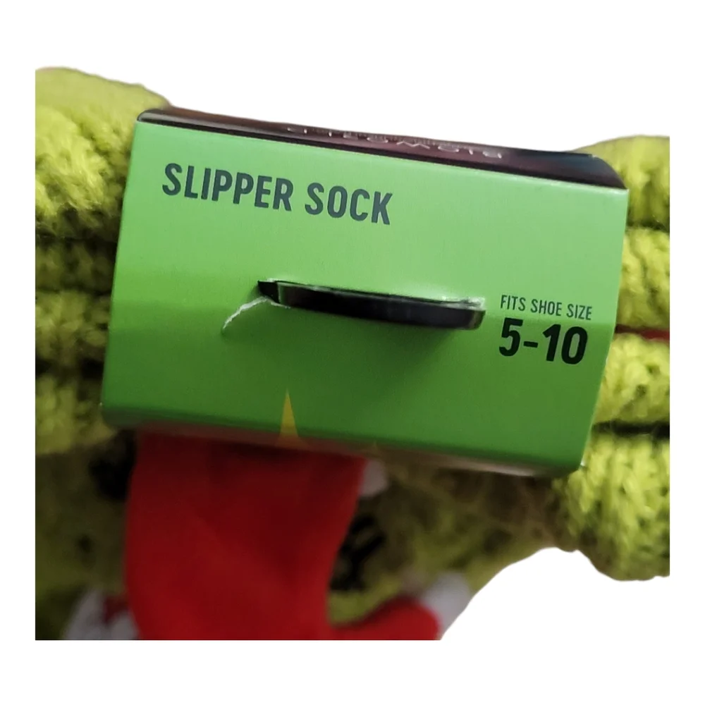 Bioworld Grinch Sherpa Lined Santa Hat Knit Slipper Socks NWT (Shoe 5-10)